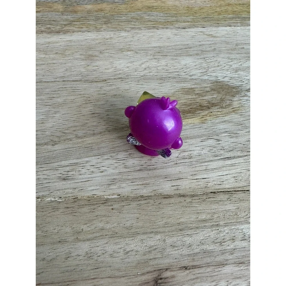 Hatchimals Colleggtibes purple‎ monkey Gorillabee Pink and Yellow